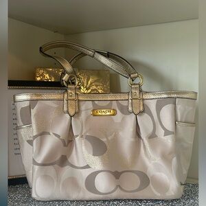 Coach Gallery Optic Metallic Signature Tote Purse